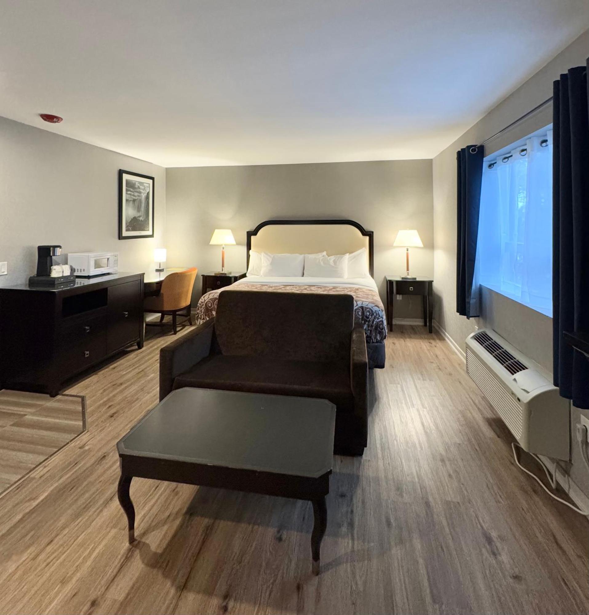 Big Bird Inn Wawa, Surestay Collection By Best Western Extérieur photo