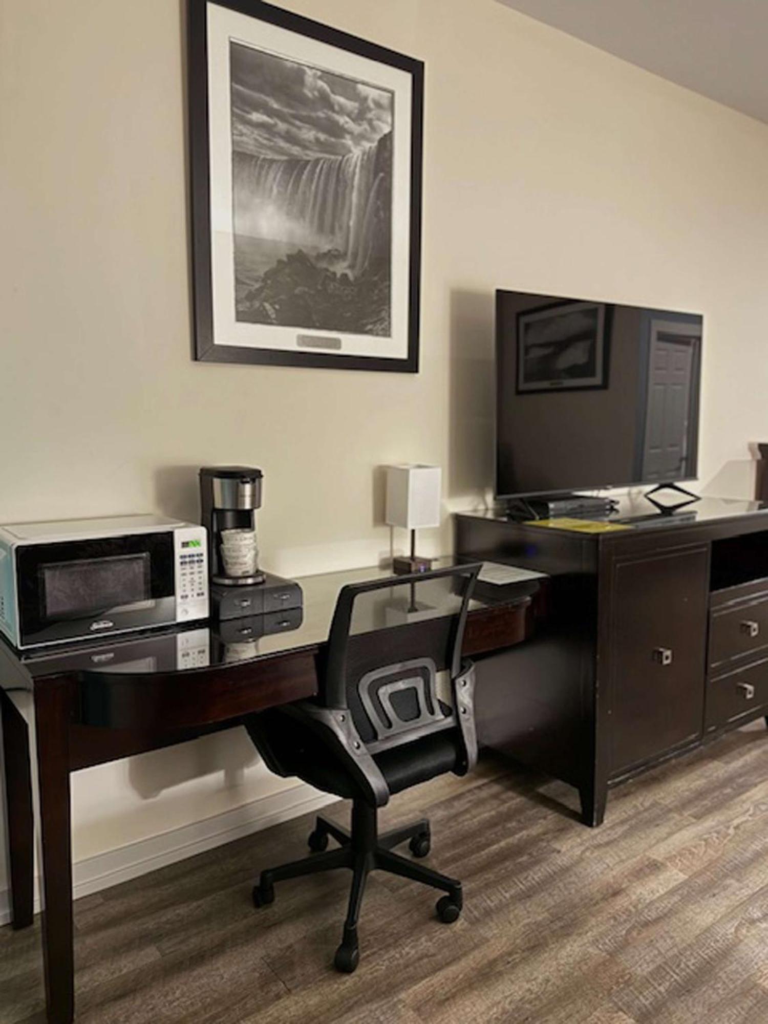Big Bird Inn Wawa, Surestay Collection By Best Western Extérieur photo