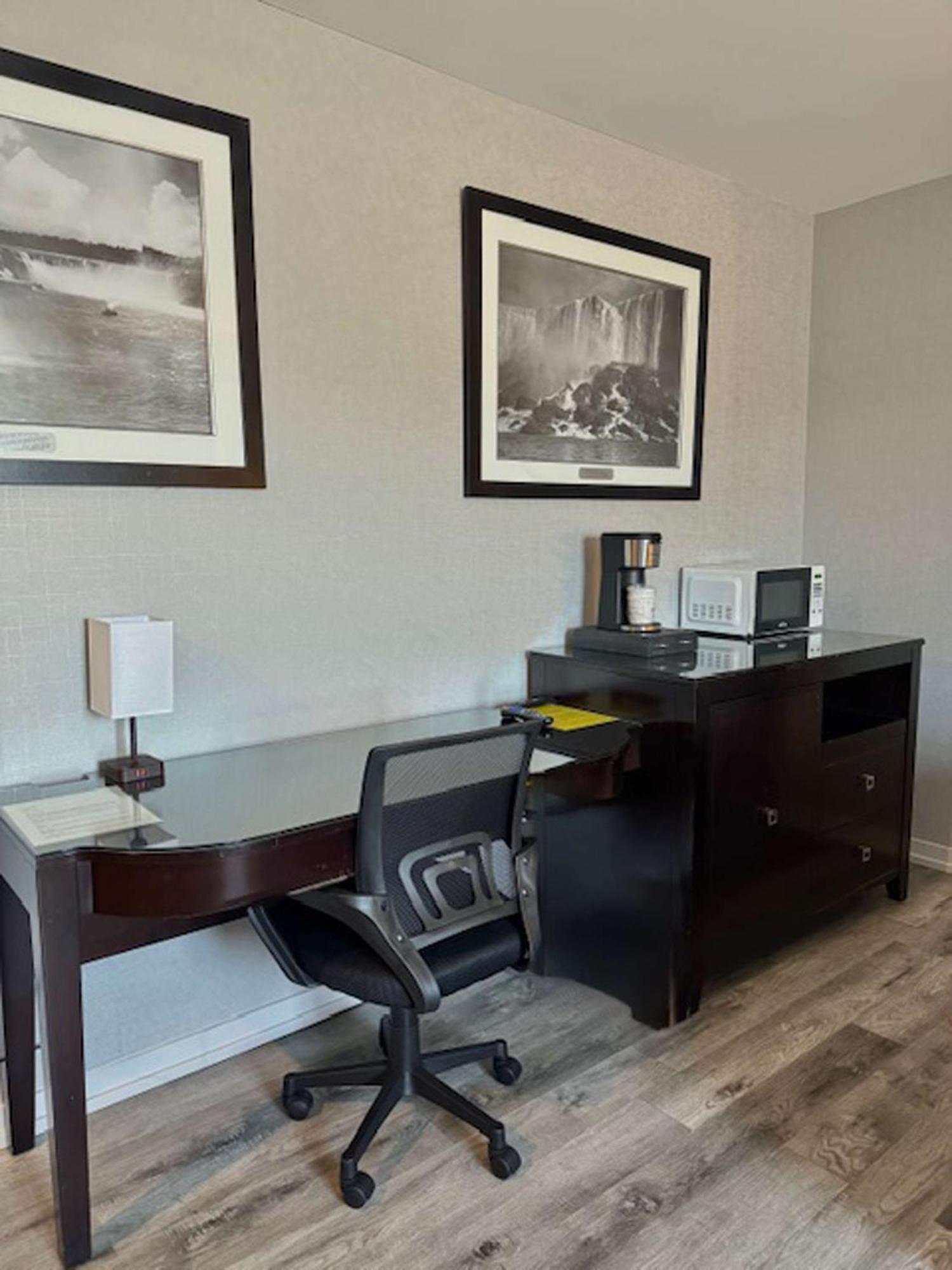 Big Bird Inn Wawa, Surestay Collection By Best Western Extérieur photo