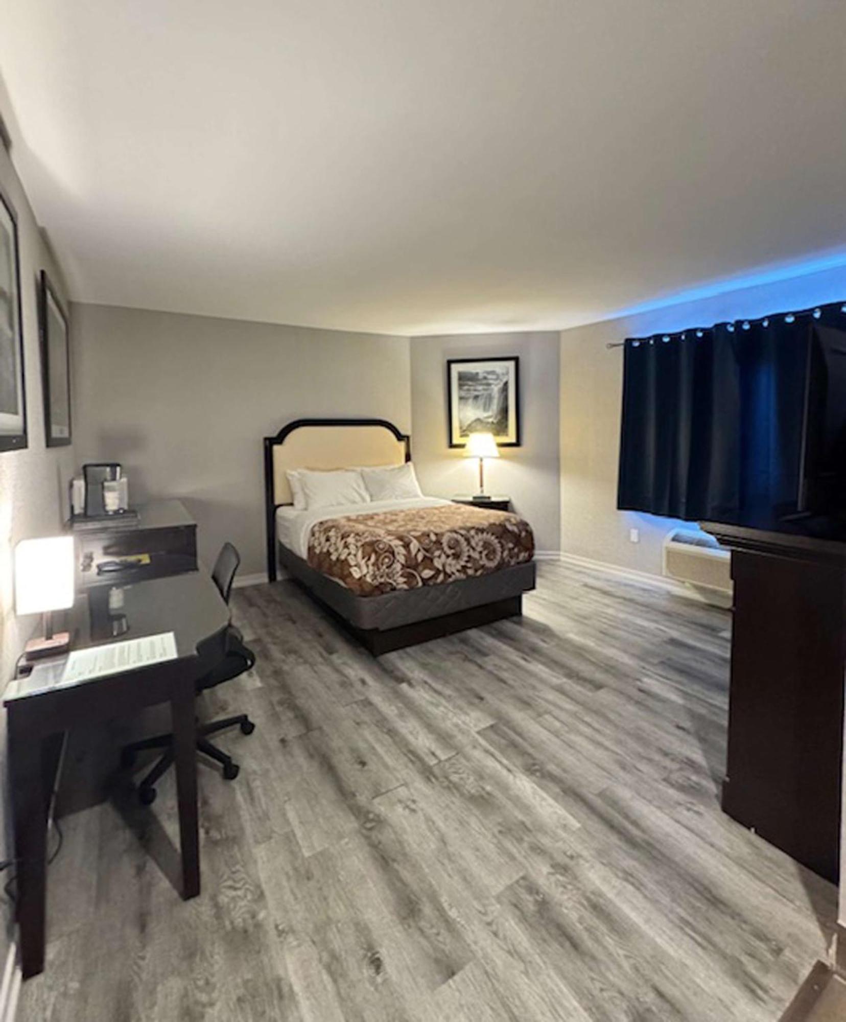 Big Bird Inn Wawa, Surestay Collection By Best Western Extérieur photo